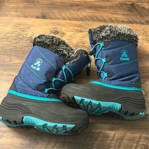 Kamik Girls Blue and Teal Snow Boots | Size 2